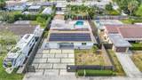 1031 32nd St - Photo 3