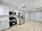 580 University Dr - Photo 11