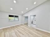 580 University Dr - Photo 15