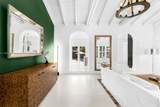 712 72nd St - Photo 3