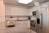 2301 Collins Ave - Photo 2