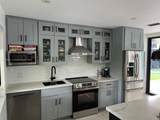 7921 100th St - Photo 2