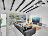 2454 Nassau Ln - Photo 4