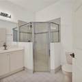 10902 Nw 79th St - Photo 9