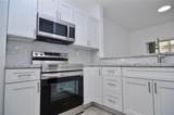 1658 28th Ct - Photo 3