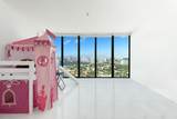 18555 Collins Ave - Photo 28