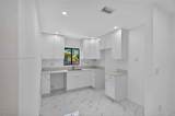 2727 20th St - Photo 8