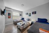 817 12th St - Photo 14
