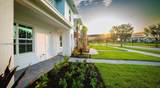 10241 Newberry Ave - Photo 9