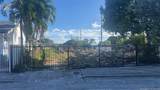 2052 27th St - Photo 3