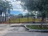 2052 27th St - Photo 5