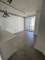 444 30th St - Photo 2