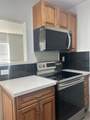 806 18th St - Photo 4