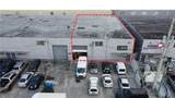 733 26th St - Photo 2