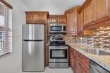 2801 Somerset Dr - Photo 9