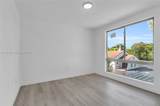 3204 Plaza St - Photo 10