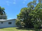 933 38th St - Photo 10