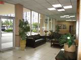 1825 Ocean Dr - Photo 3