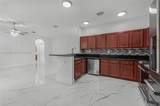 642 37th Pl - Photo 10