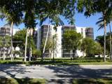 3101 Country Club Dr - Photo 1