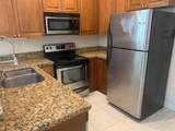2945 Coconut Ave - Photo 18