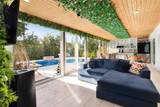 1140 Douglas Rd - Photo 18