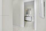 2000 Metropica Way - Photo 28