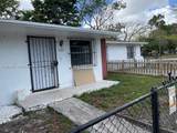 800 29th Ter - Photo 1