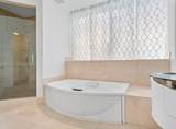 18101 Collins Ave - Photo 20