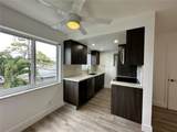 913 17th St - Photo 2