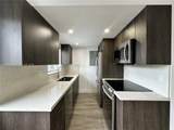 913 17th St - Photo 3
