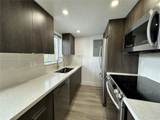913 17th St - Photo 4