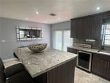 14851 307 - Photo 17