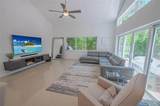 1135 Lake St - Photo 3