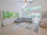 1135 Lake St - Photo 5