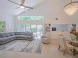 1135 Lake St - Photo 9