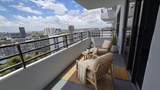 2500 Parkview Dr - Photo 1