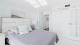 2625 Collins Ave - Photo 39
