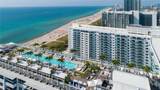 2301 Collins Ave - Photo 24