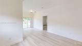 372 26th Pl - Photo 4