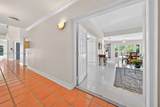 323 Navarre Ave - Photo 14