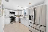 323 Navarre Ave - Photo 9