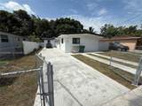 1170 25th St - Photo 2