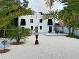 2134 11th St - Photo 4
