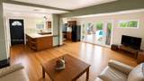 1401 33rd St - Photo 5