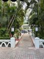 215 30th St - Photo 4