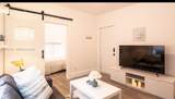27 60th Ter - Photo 7