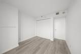 2555 Collins Ave - Photo 25