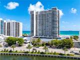 2555 Collins Ave - Photo 40