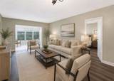 1030 Country Club Dr - Photo 1